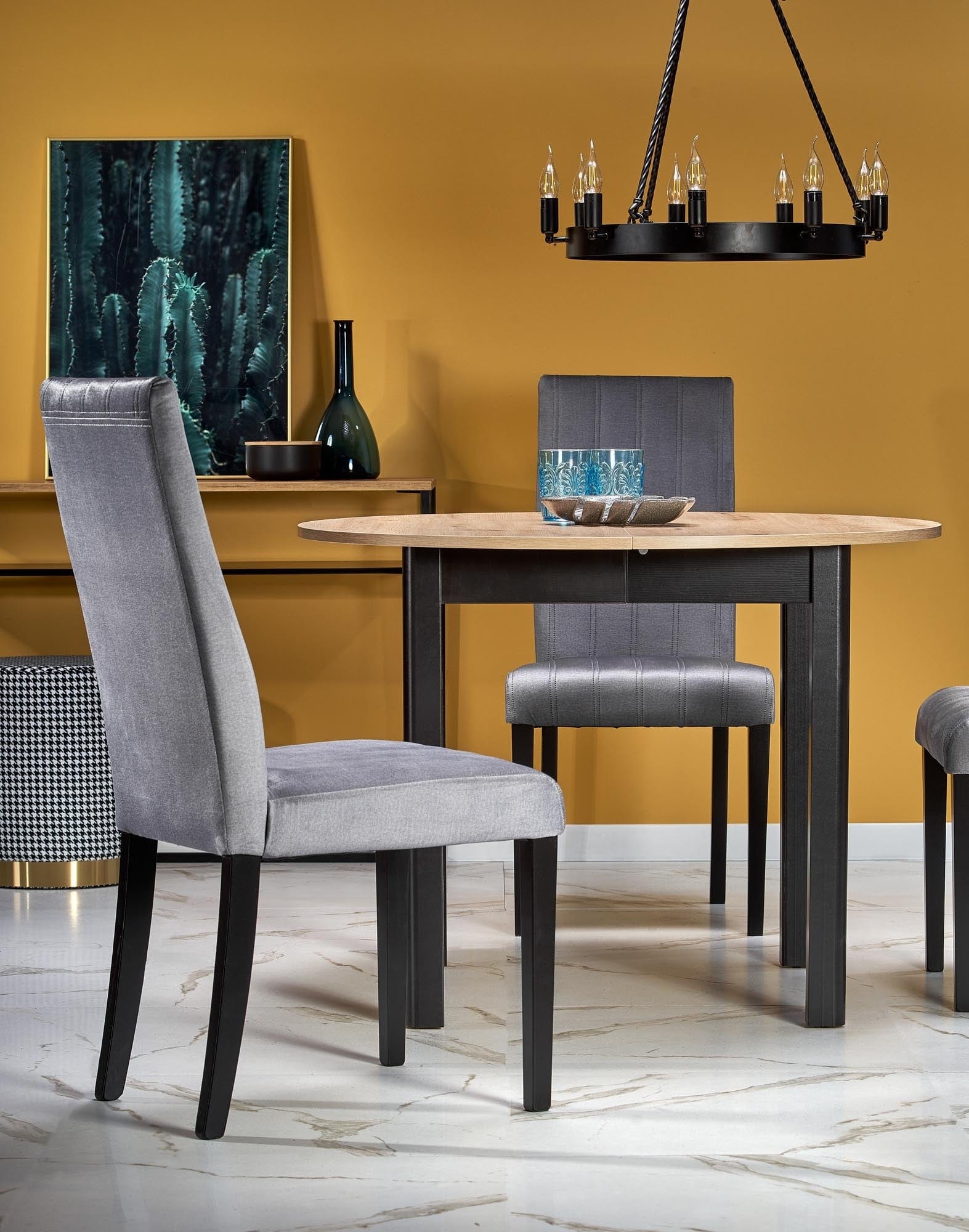 Halmar Scaun tapitat cu stofa si picioare din lemn, Dillan II Velvet Gri Deschis / Negru, l47xA59xH99 cm