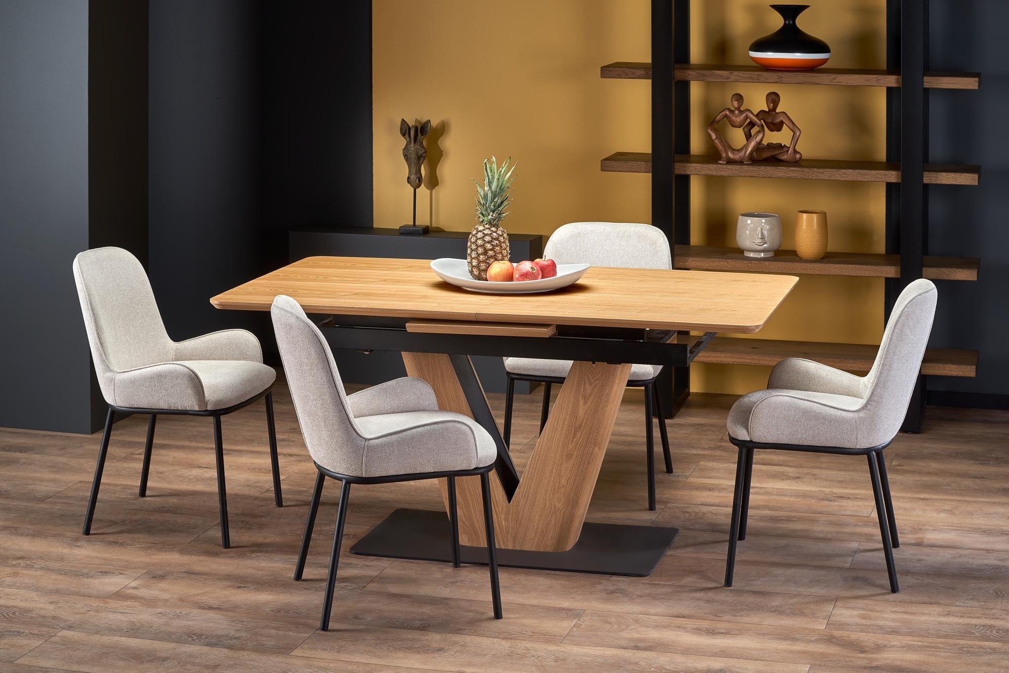 Halmar Scaun tapitat cu stofa si picioare metalice, Kai-481 Bej / Negru, l54xA60xH83 cm
